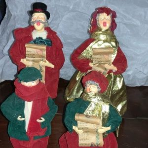 4 Piece Christmas Carolers tallest 10”